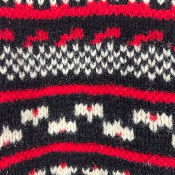 Brass Plum Large Sweater Red Black White Fairisle Mock Neck Vintage Ski Flawed - Picture 7 of 7